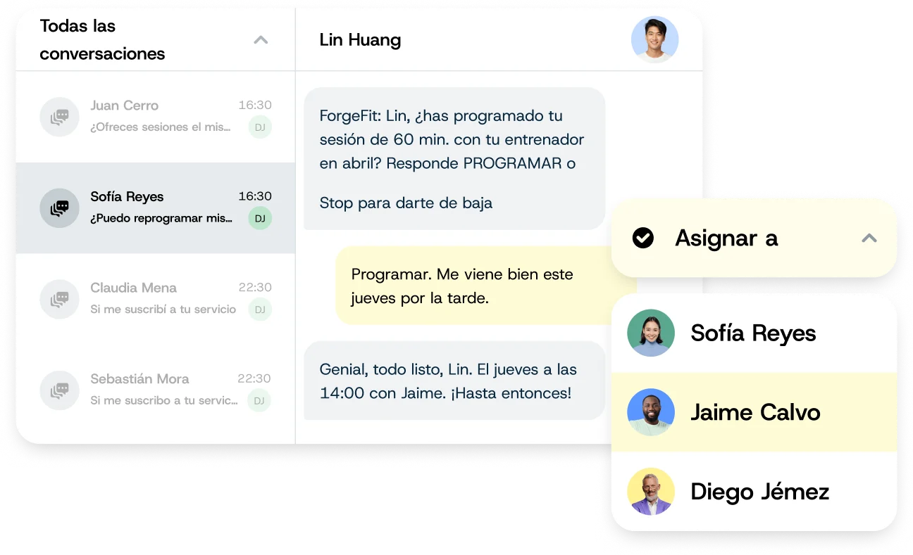 Bandeja de entrada de equipo de SMS bidireccional asignando una conversación de cliente a un miembro del equipo.